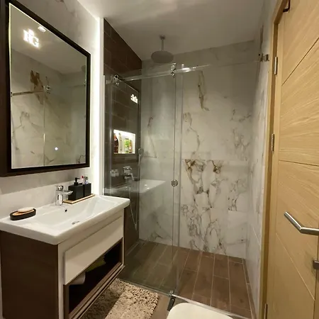 Апартаменты Zlatibor Apartman Златибор